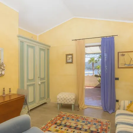 Terrazza Ferdinando * Porto Azzurro